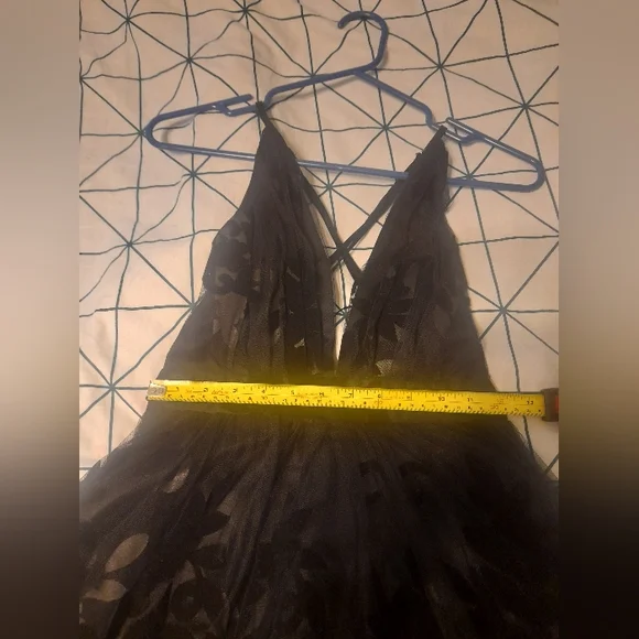 Chelsea By Honey - Flock Velvet Flower Mini Dress - SZ: XS - Black - Brand New - Picture 6 of 11